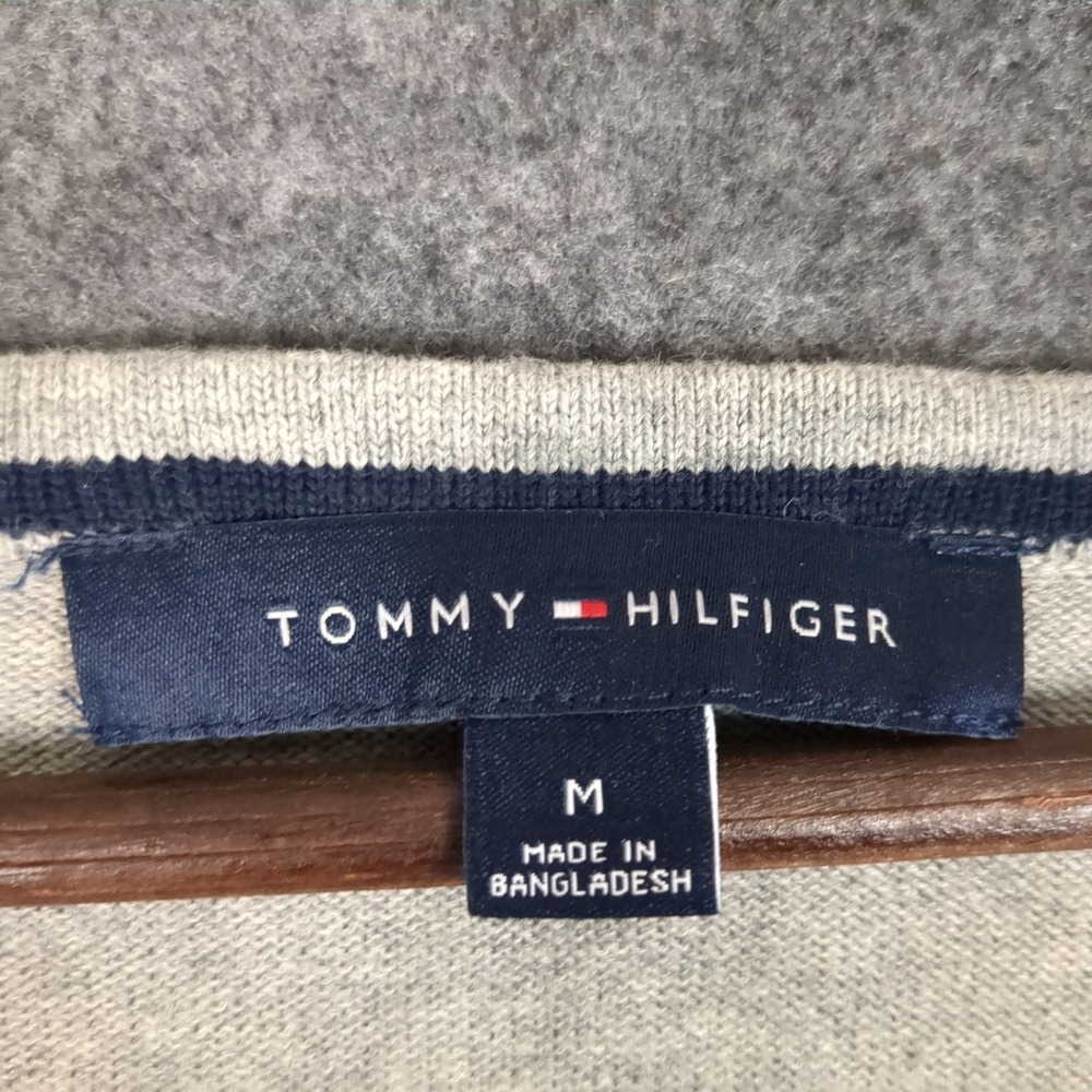 Tommy Hilfiger Mens V-Neck Colorblock Striped Knit‎ Sweater Gray Navy Red Size M - Picture 8 of 11